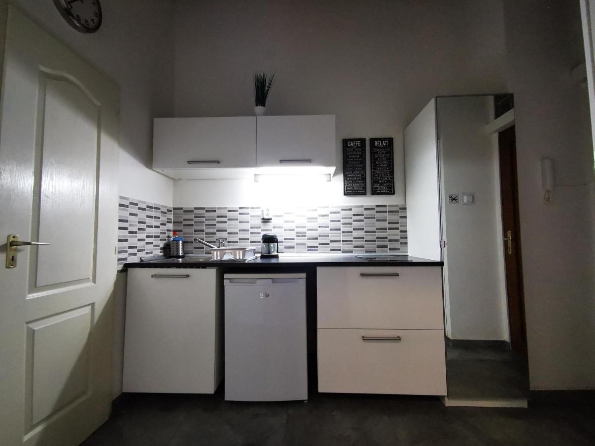 Апартаменти Kst Apartman Будапешт Екстер'єр фото