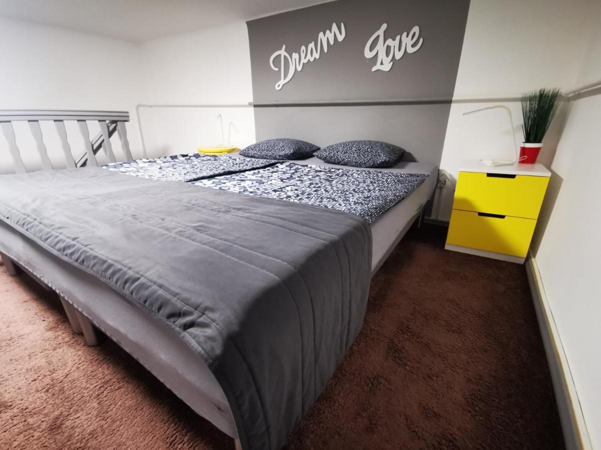 Апартаменти Kst Apartman Будапешт Екстер'єр фото